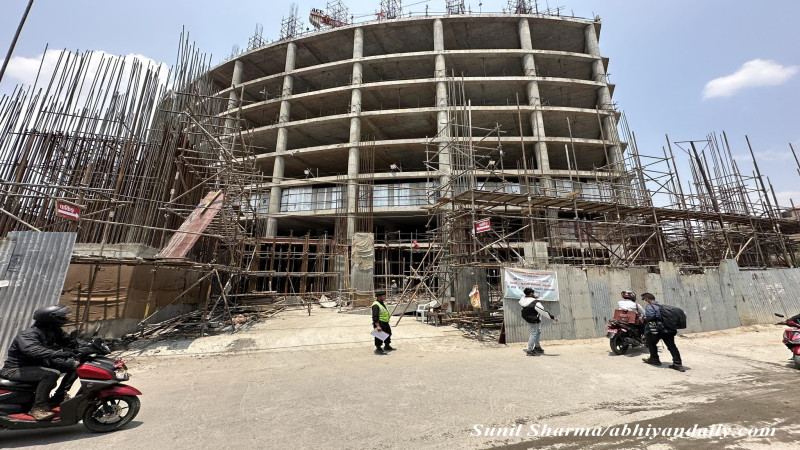 काठमाडौं भ्यू टावर : १२ तलाको निर्माण सकिएपछि २६ तले बनाउने तयारी 
